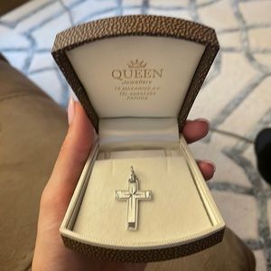 Men’s Silver Cross